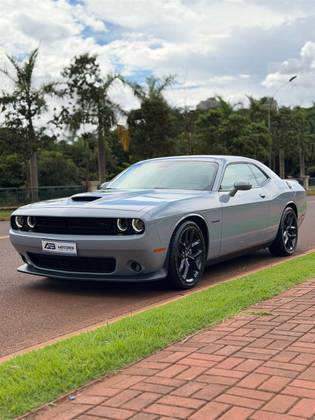 DODGE CHALLENGER 6.4 V8 HEMI GASOLINA R/T SCAT PACK TORQUEFLITE